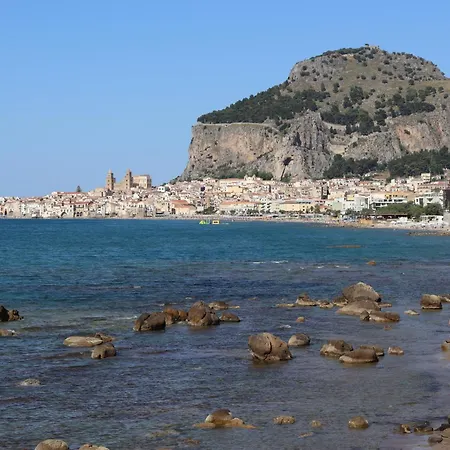 Zu Pino Apartment Cefalu